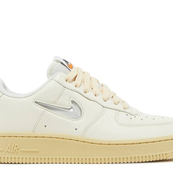๐ Nike Air Force 1 07 LX - Coconut ๐ฅฅ Lemon ๐ Vanilla ๐ฆ Bone ๐ฆด Size W10.5 ๐ - Picture 10 of 10